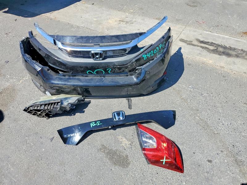 52690766 :رقم المزاد ، 2HGFC1F47GH646046 vin ، 2016 Honda Civic مزاد بيع