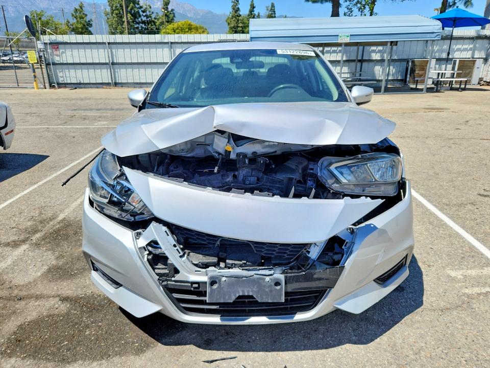 53122896 :رقم المزاد ، 3N1CN8EV4LL868398 vin ، 2020 Nissan Versa مزاد بيع