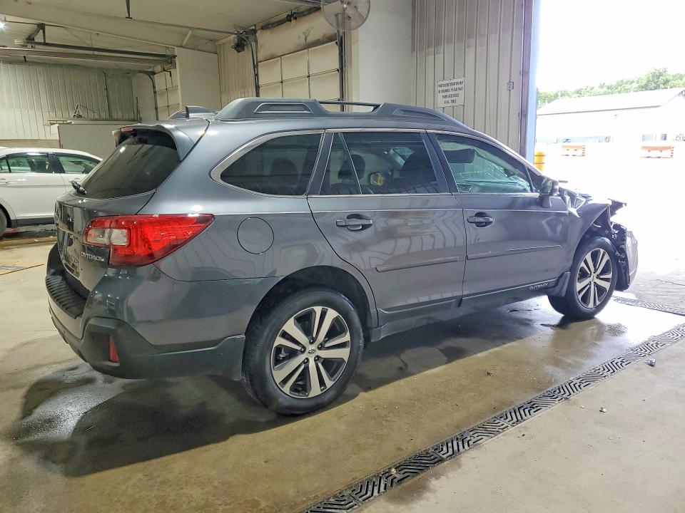 2018 Subaru Outback მანქანა იყიდება აუქციონზე, vin: 4S4BSANC9J3213231, აუქციონის ნომერი: 53694436