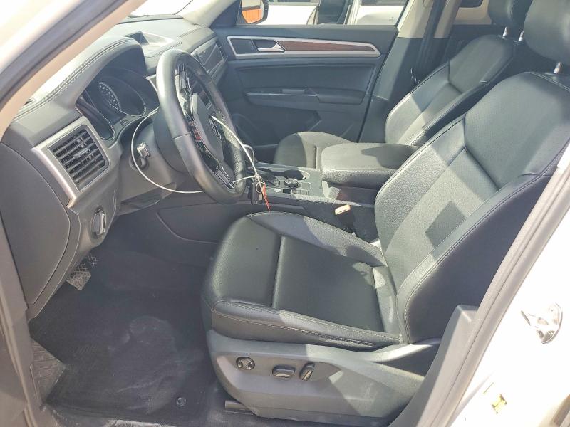 53115396 :رقم المزاد ، 1V2LR2CA8JC518472 vin ، 2018 Volkswagen Atlas مزاد بيع