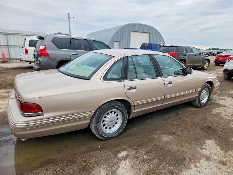 52448626 :رقم المزاد ، 2FALP74W0VX218356 vin ، 1997 Ford Crown Victoria مزاد بيع