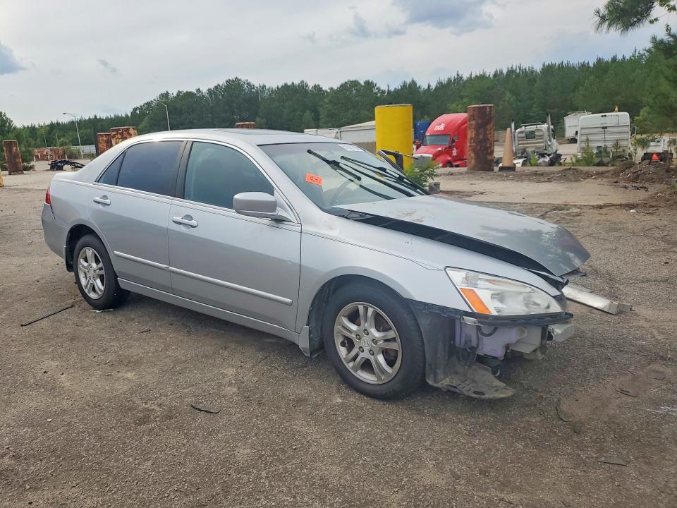 51921786 :رقم المزاد ، 1HGCM56887A041848 vin ، 2007 Honda Accord مزاد بيع