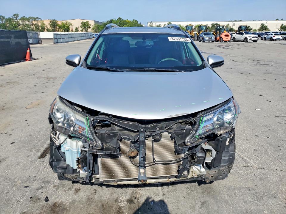 52831136 :رقم المزاد ، 2T3YFREV4FW185605 vin ، 2015 Toyota Rav4 مزاد بيع