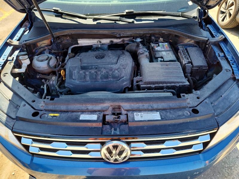 53132796 :رقم المزاد ، 3VV3B7AX6JM014755 vin ، 2018 Volkswagen Tiguan مزاد بيع