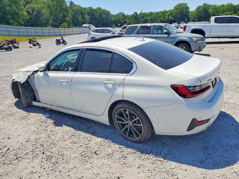 54210526 :رقم المزاد ، 3MW5R7J01N8C40509 vin ، 2022 Bmw 330xi مزاد بيع