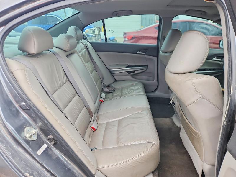 52668136 :رقم المزاد ، 1HGCP3F88AA001661 vin ، 2010 Honda Accord مزاد بيع