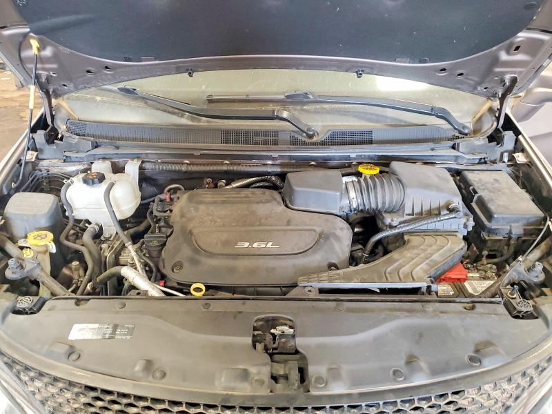 53224156 :رقم المزاد ، 2C4RC1FG1JR182825 vin ، 2018 Chrysler Pacifica مزاد بيع