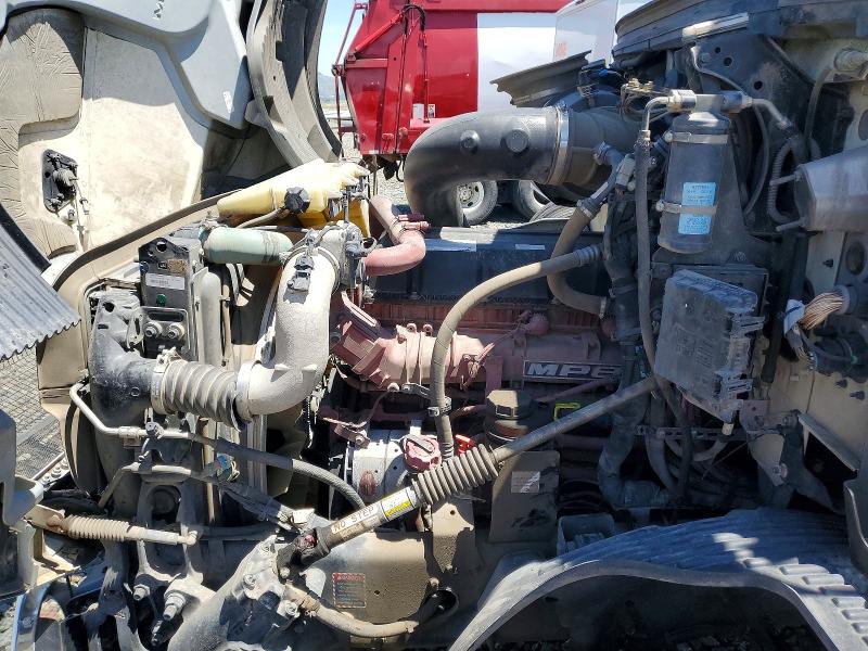 Продажа на аукционе авто 2022 Mack Anthem, vin: 1M1AN4GY4NM026366, номер лота: 73835945