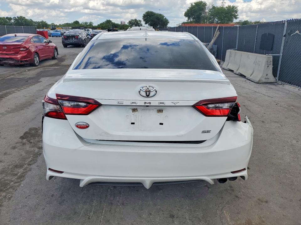 2021 Toyota Camry მანქანა იყიდება აუქციონზე, vin: 4T1G11AK8MU431679, აუქციონის ნომერი: 54491866