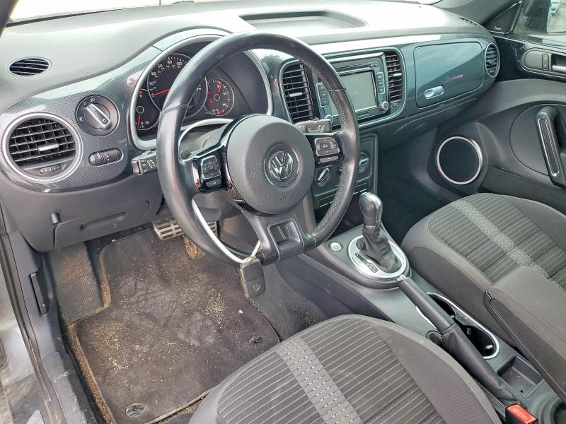 52381776 :رقم المزاد ، 3VWVA7AT5CM608714 vin ، 2012 Volkswagen Beetle مزاد بيع