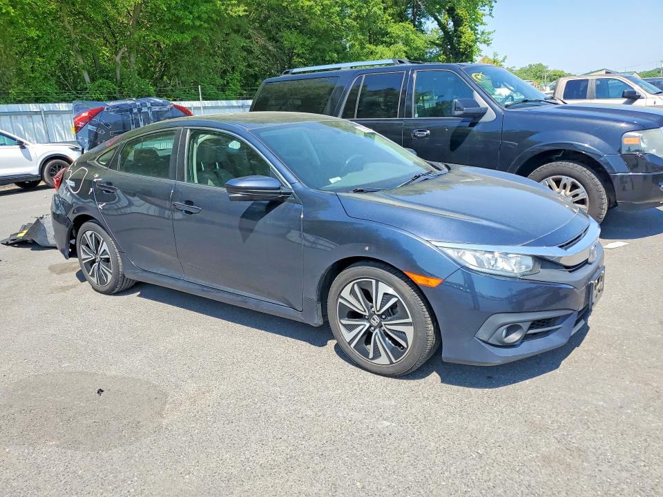 52550946 :رقم المزاد ، 19XFC1F7XGE220839 vin ، 2016 Honda Civic مزاد بيع