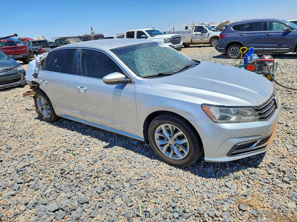 54175736 :رقم المزاد ، 1VWAT7A32HC012624 vin ، 2017 Volkswagen Passat مزاد بيع