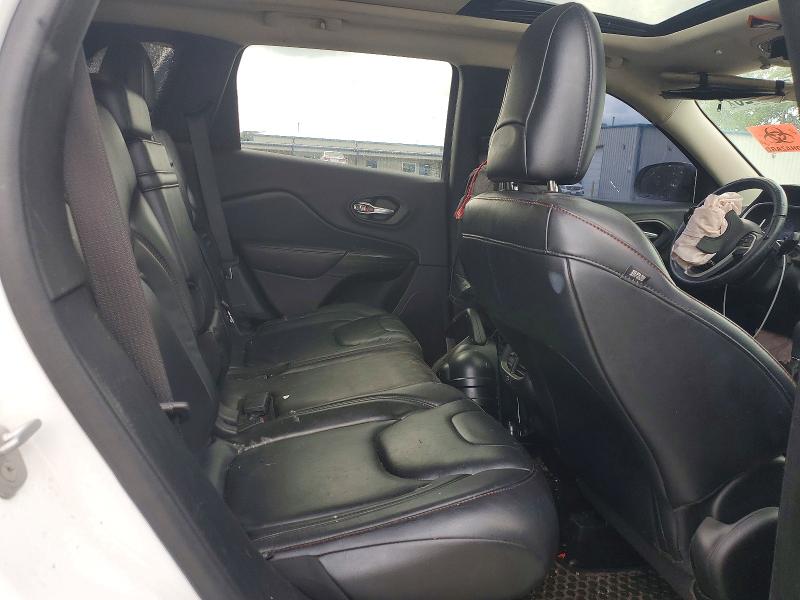 51909726 :رقم المزاد ، 1C4PJMBS0EW193255 vin ، 2014 Jeep Cherokee مزاد بيع