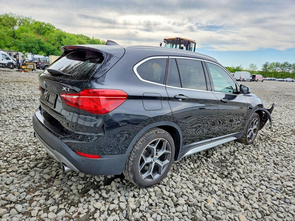 2017 Bmw X1 მანქანა იყიდება აუქციონზე, vin: WBXHT3C38H5F72150, აუქციონის ნომერი: 52992236