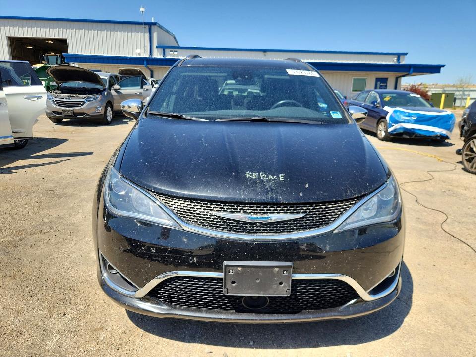 53623786 :رقم المزاد ، 2C4RC1N73LR129807 vin ، 2020 Chrysler Pacifica مزاد بيع