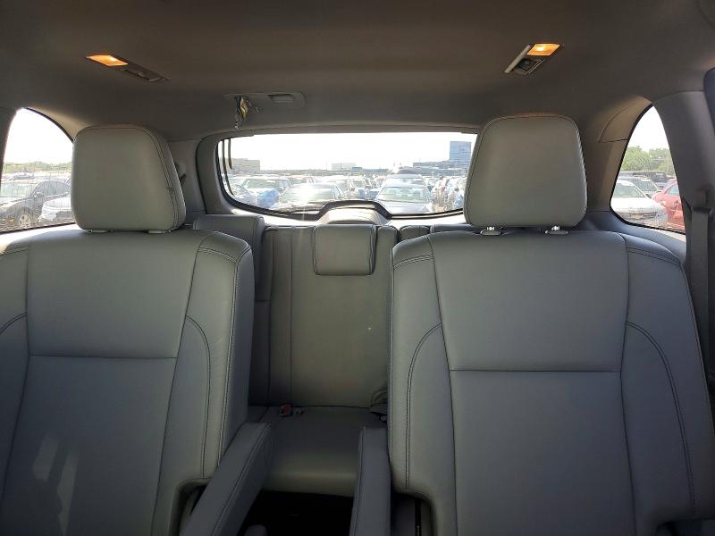 54623476 :رقم المزاد ، 5TDJZRFH3JS532451 vin ، 2018 Toyota Highlander مزاد بيع