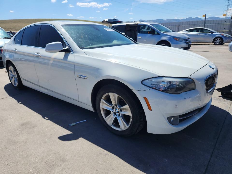 53237776 :رقم المزاد ، WBAXG5C5XCDW24039 vin ، 2012 Bmw 528 مزاد بيع