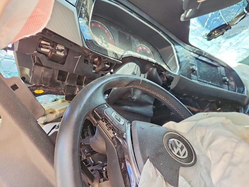 52817726 :رقم المزاد ، 3VWC57BU1KM062544 vin ، 2019 Volkswagen Jetta مزاد بيع