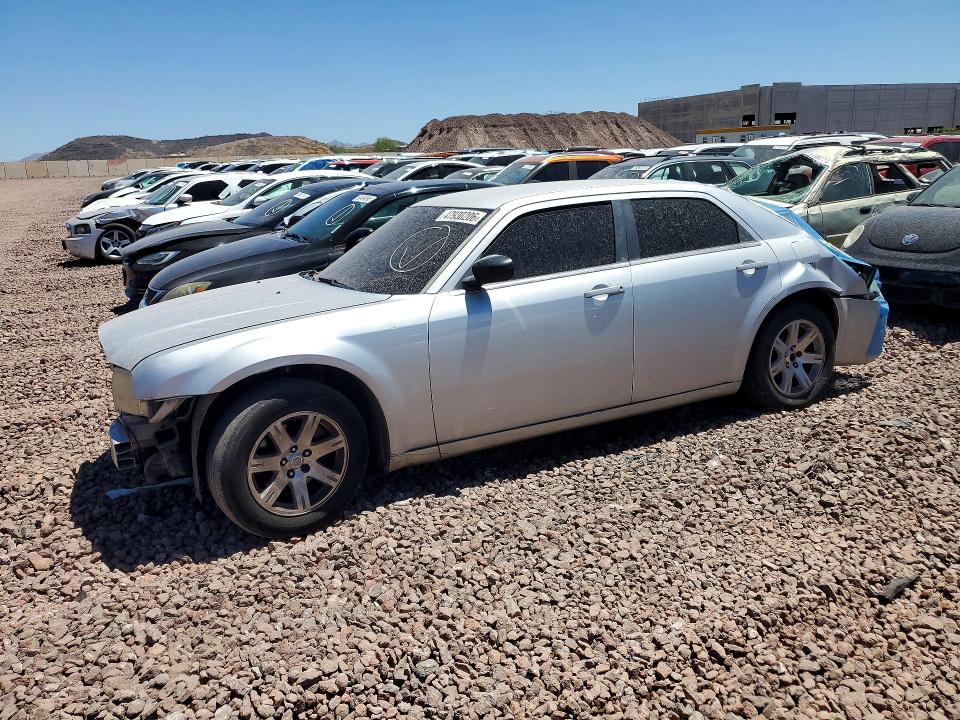 2013 Chrysler 300 მანქანა იყიდება აუქციონზე, vin: 2C3CCAAG1DH658633, აუქციონის ნომერი: 52423206
