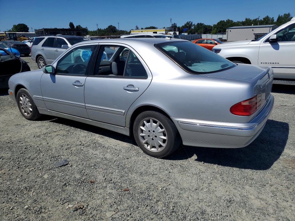 Aukcja sprzedaży 2002 Mercedes-benz E, vin: WDBJF82J82X072838, numer aukcji: 54157926