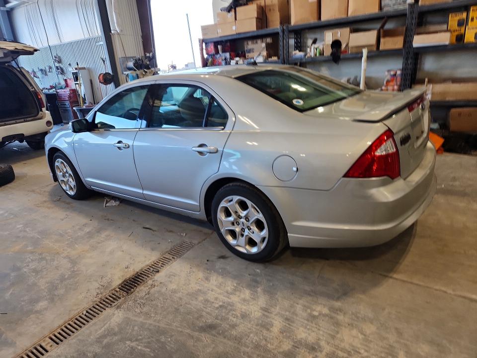2010 Ford Fusion მანქანა იყიდება აუქციონზე, vin: 3FAHP0HG6AR420658, აუქციონის ნომერი: 55168536