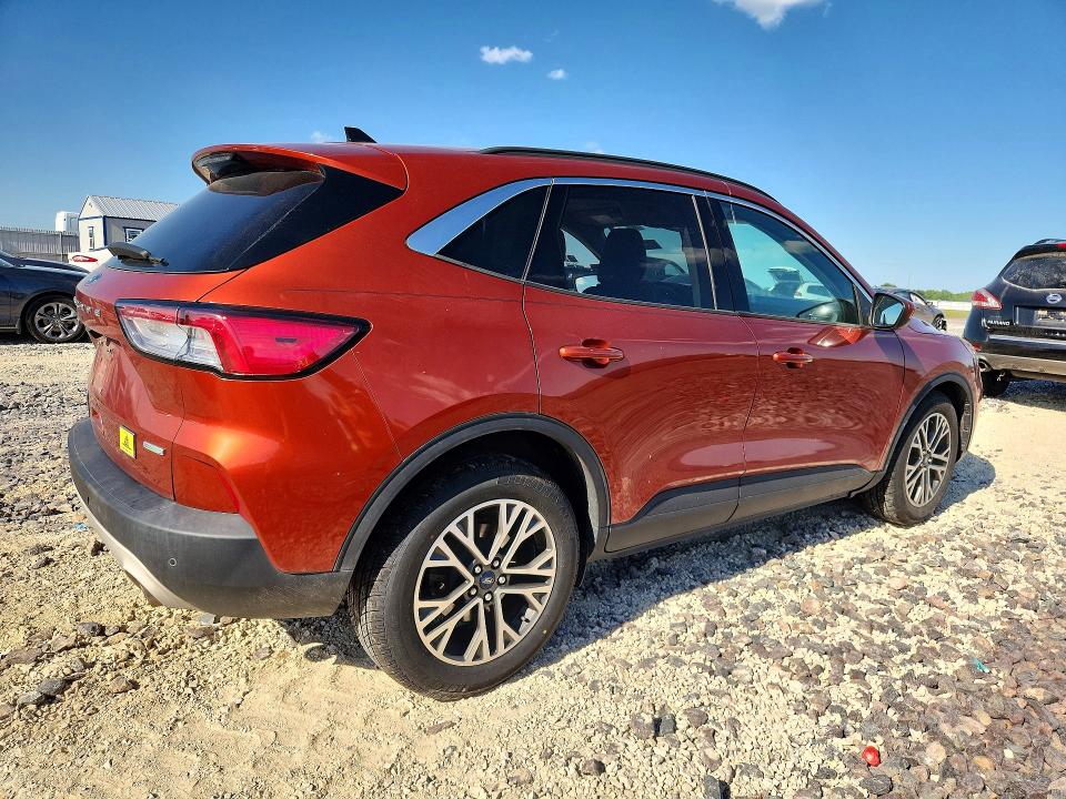 2020 Ford Escape მანქანა იყიდება აუქციონზე, vin: 1FMCU0H60LUA00826, აუქციონის ნომერი: 52983266