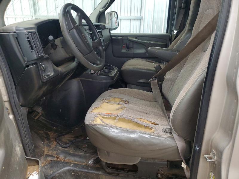 2005 Chevrolet Express G1500 მანქანა იყიდება აუქციონზე, vin: 1GCFG15X151215924, აუქციონის ნომერი: 53814426