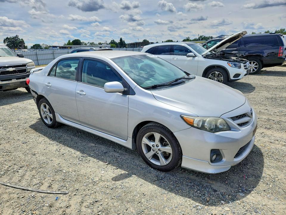 54961186 :رقم المزاد ، 2T1BU4EEXDC980504 vin ، 2013 Toyota Corolla مزاد بيع