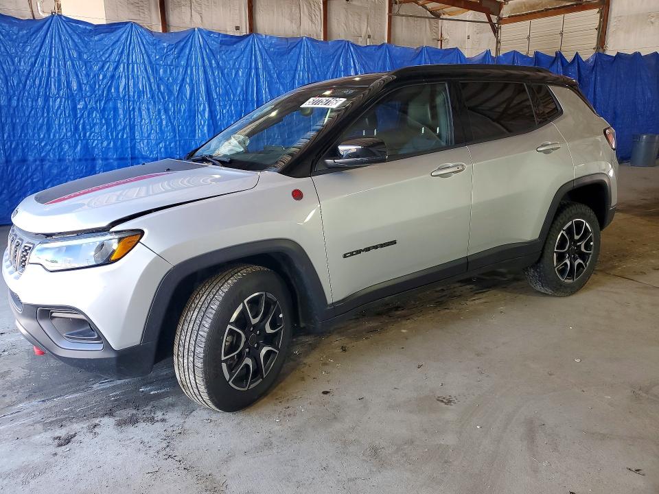 52775716 :رقم المزاد ، 3C4NJDDN4ST532938 vin ، 2025 Jeep Compass مزاد بيع