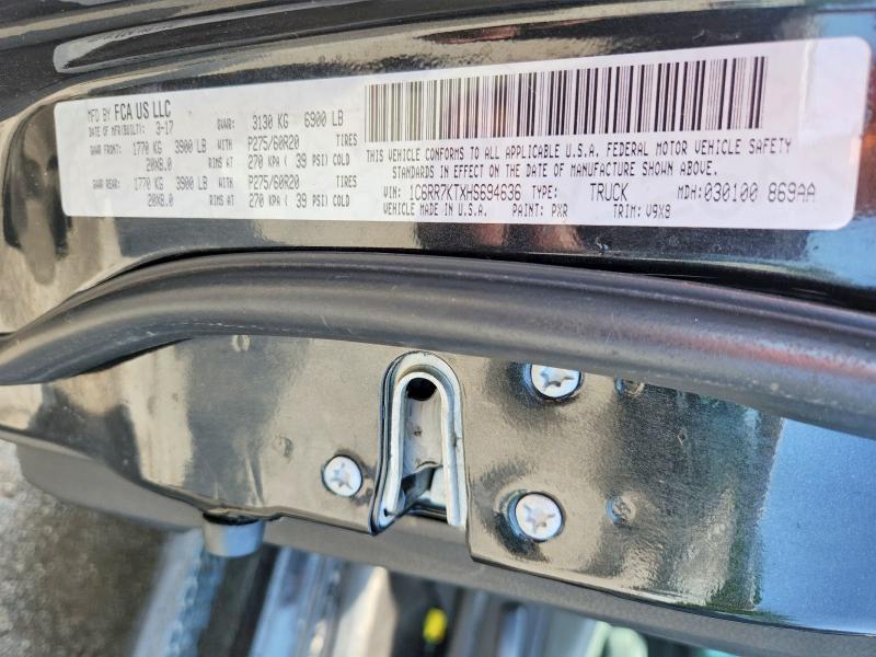 52484076 :رقم المزاد ، 1C6RR7KTXHS694636 vin ، 2017 Ram 1500 مزاد بيع