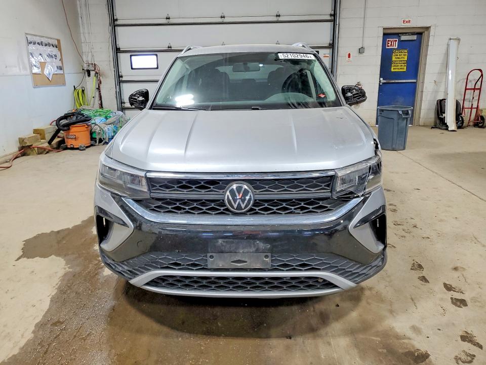 2022 Volkswagen Taos მანქანა იყიდება აუქციონზე, vin: 3VVWX7B2XNM075517, აუქციონის ნომერი: 52102946
