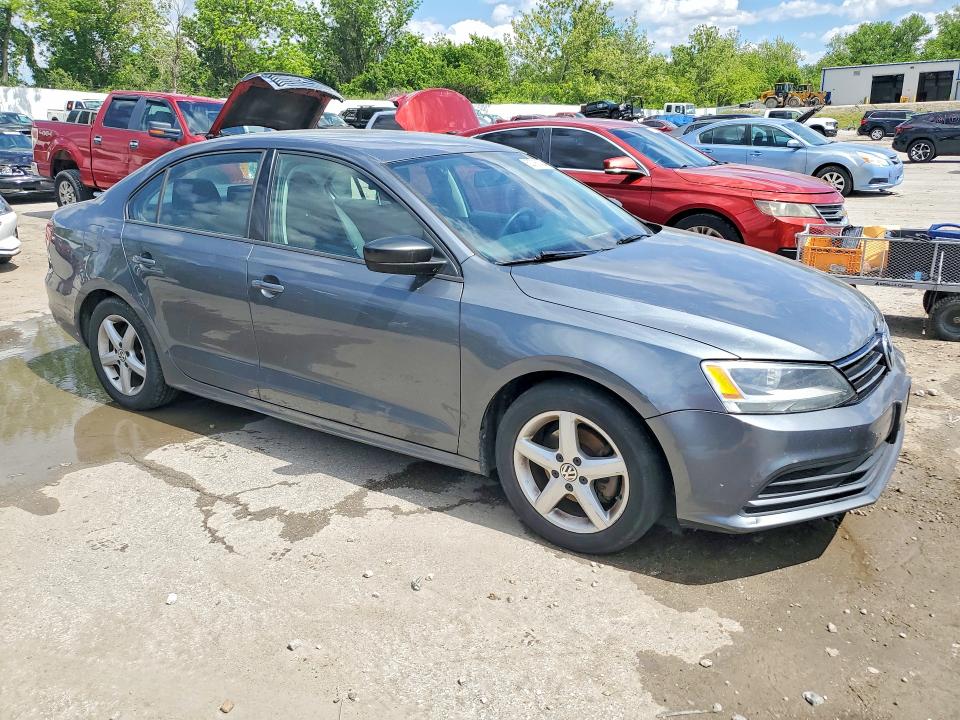52706356 :رقم المزاد ، 3VW267AJ5GM336674 vin ، 2016 Volkswagen Jetta مزاد بيع