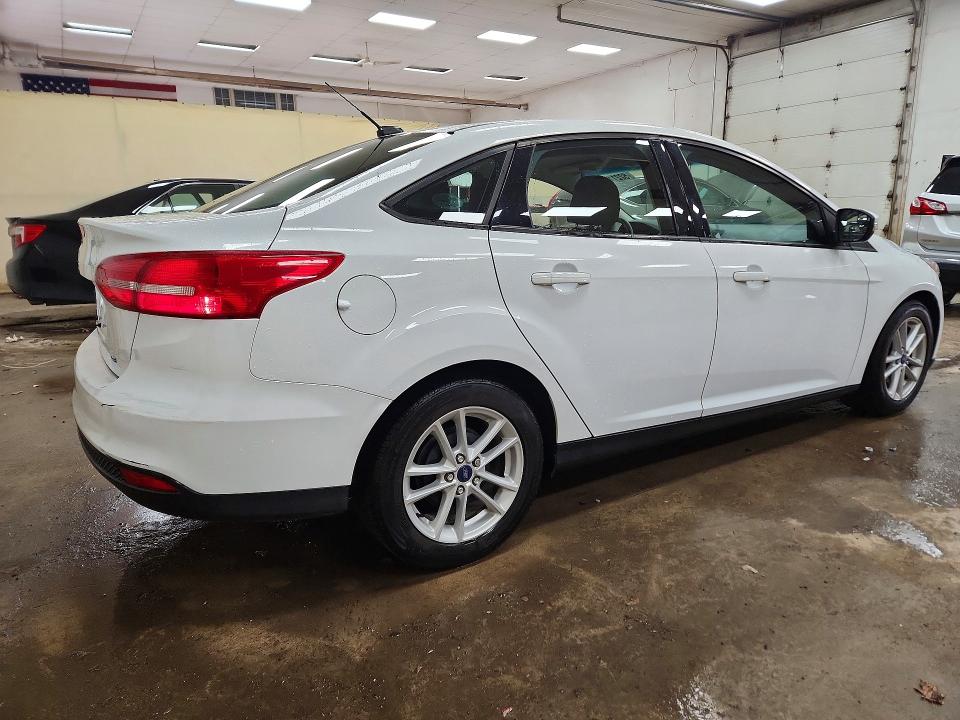 2017 Ford Focus მანქანა იყიდება აუქციონზე, vin: 1FADP3F27HL340852, აუქციონის ნომერი: 52211506