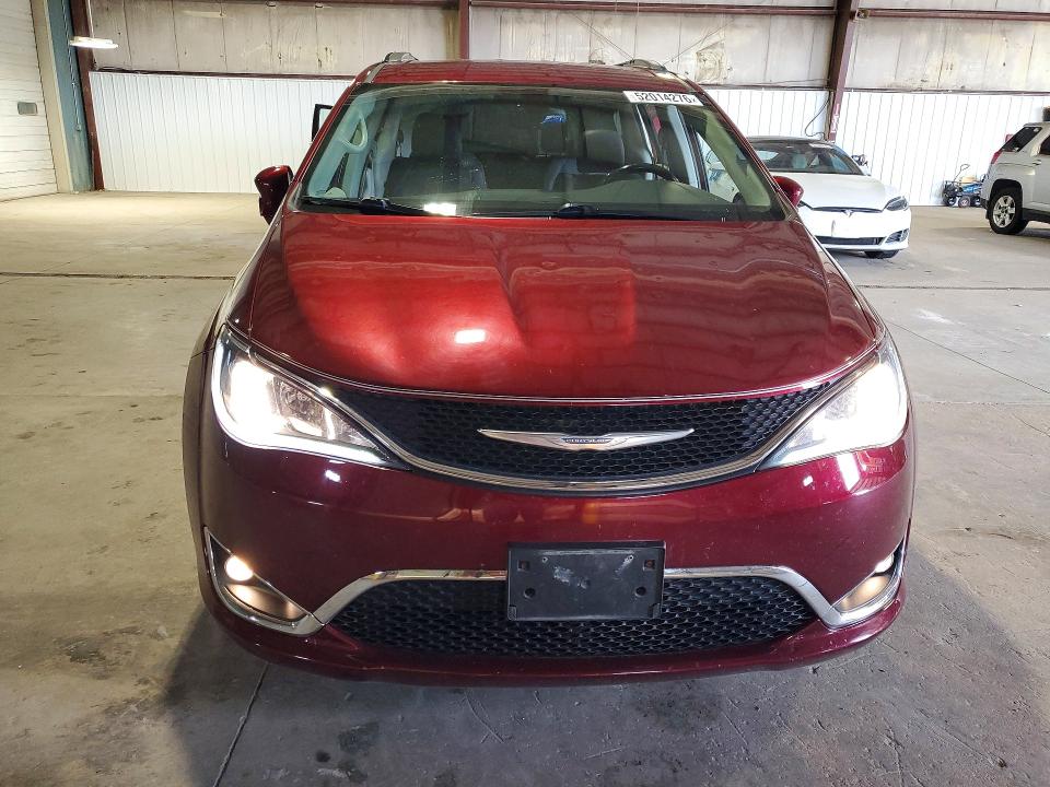 52014276 :رقم المزاد ، 2C4RC1BG8HR820357 vin ، 2017 Chrysler Pacifica مزاد بيع