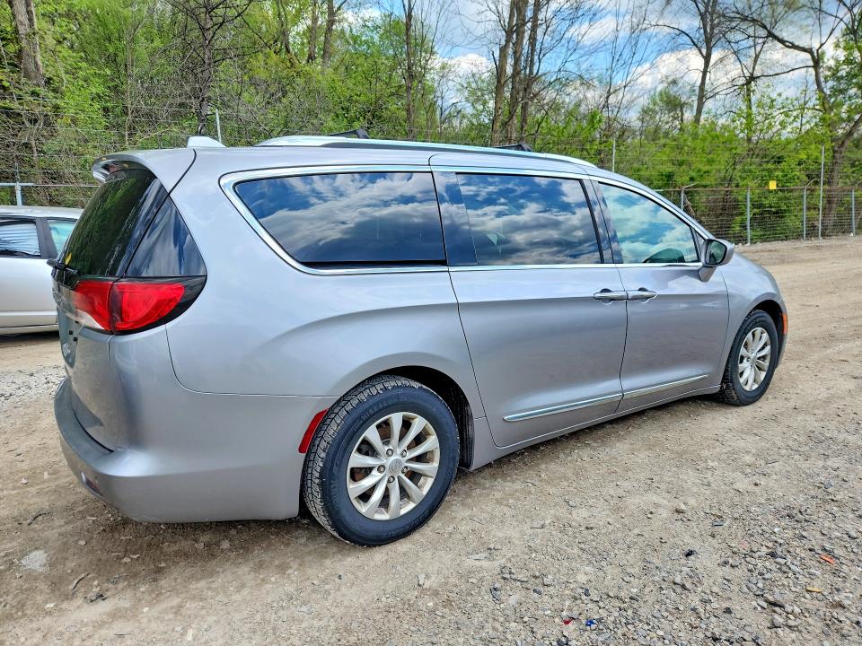 Продаж на аукціоні авто 2018 Chrysler Pacifica, vin: 2C4RC1BG8JR257106, номер лоту: 52816956