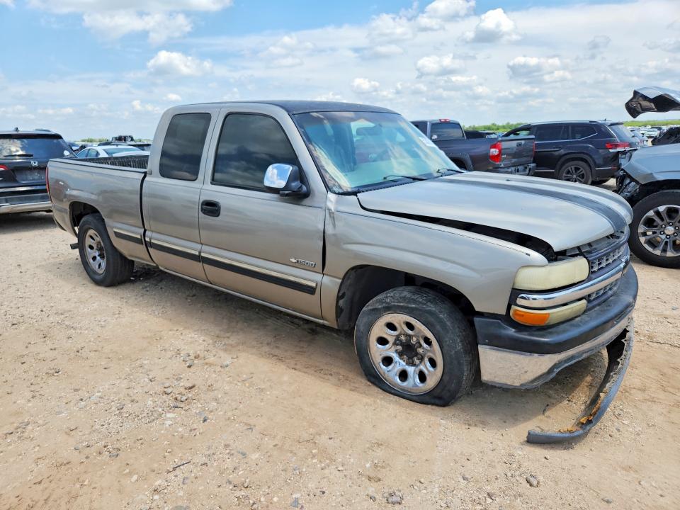 53026676 :رقم المزاد ، 2GCEC19V621272772 vin ، 2002 Chevrolet Silverado مزاد بيع
