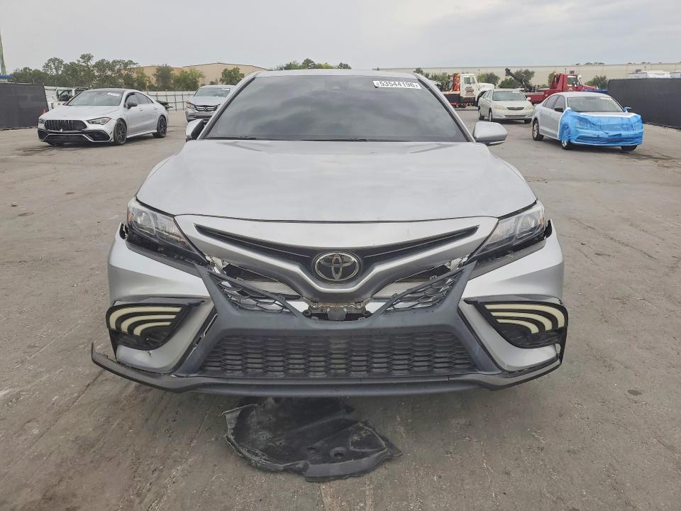 Продаж на аукціоні авто 2023 Toyota Camry, vin: 4T1G11AK7PU781941, номер лоту: 53544196
