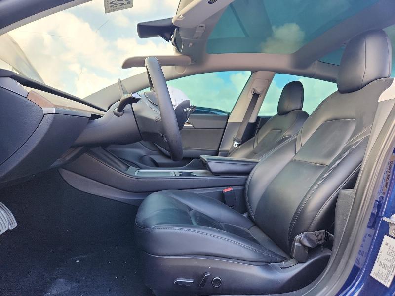 Продажа на аукционе авто 2022 Tesla Model 3, vin: 5YJ3E1EC6NF316471, номер лота: 53316126