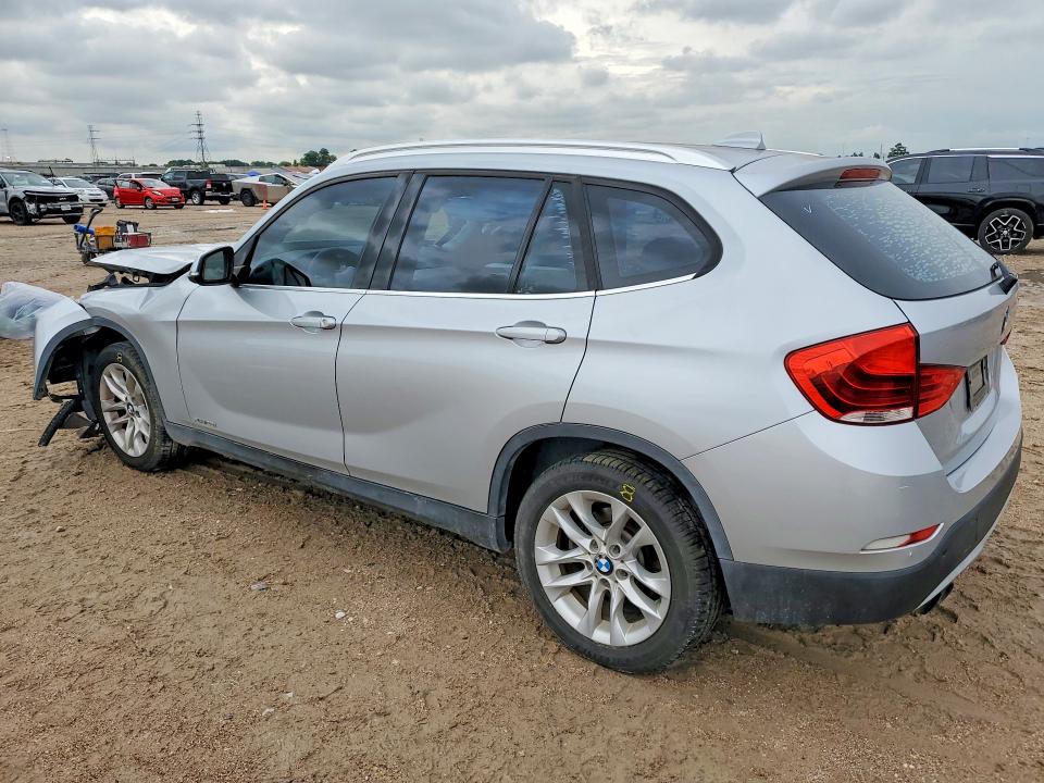 55273186 :رقم المزاد ، WBAVL1C54FVY34212 vin ، 2015 Bmw X1 مزاد بيع
