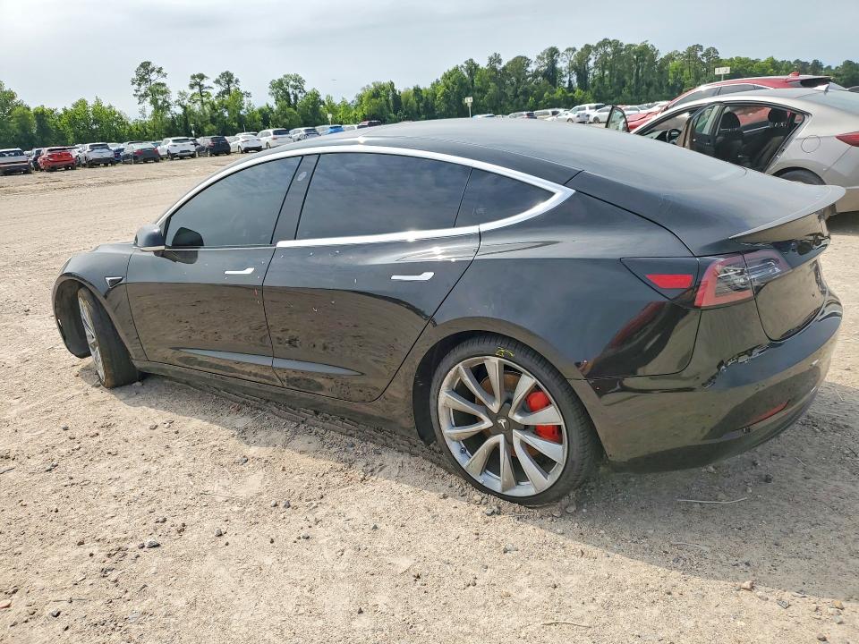 52886476 :رقم المزاد ، 5YJ3E1EBXJF170951 vin ، 2018 Tesla Mdl 3 مزاد بيع