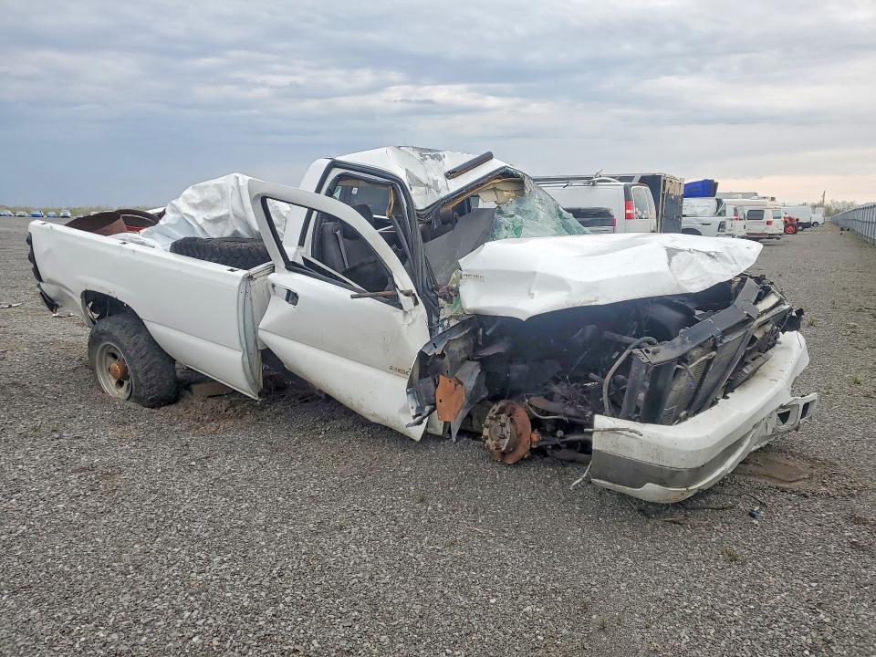 Продаж на аукціоні авто 2003 Chevrolet Silverado, vin: 1GCHK24133E270858, номер лоту: 52707256