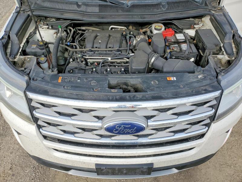 53821526 :رقم المزاد ، 1FM5K8D8XJGB14249 vin ، 2018 Ford Explorer مزاد بيع