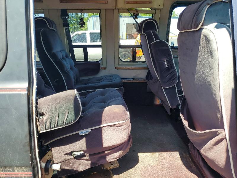 54025226 :رقم المزاد ، 1GBEG25Z1N7128478 vin ، 1992 Chev G20 مزاد بيع
