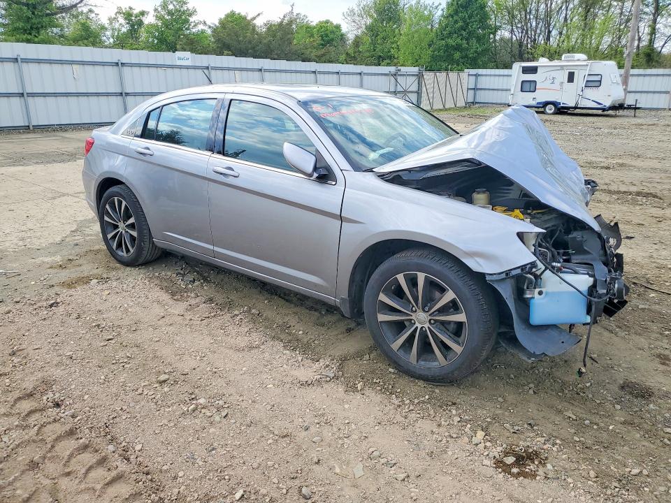 Продажа на аукционе авто 2013 Chrysler 200, vin: 1C3CCBBB3DN542141, номер лота: 53064126