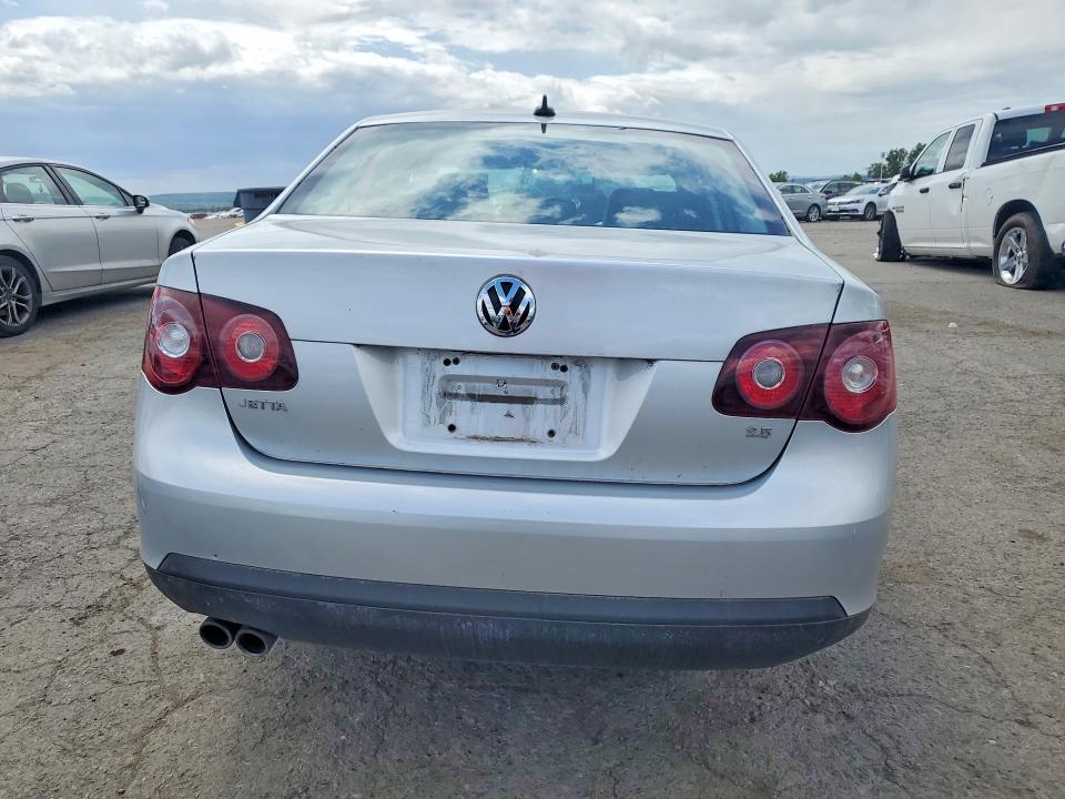 2008 Volkswagen Jetta მანქანა იყიდება აუქციონზე, vin: 3VWRM71K58M188119, აუქციონის ნომერი: 55158556