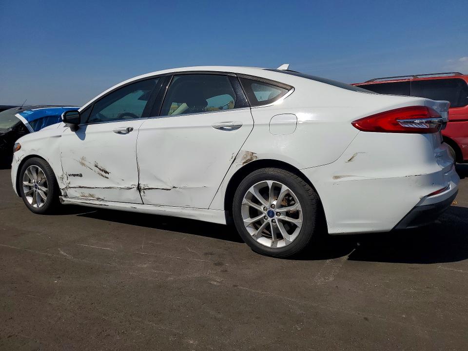 2019 Ford Fusion მანქანა იყიდება აუქციონზე, vin: 3FA6P0LU6KR261615, აუქციონის ნომერი: 52357476