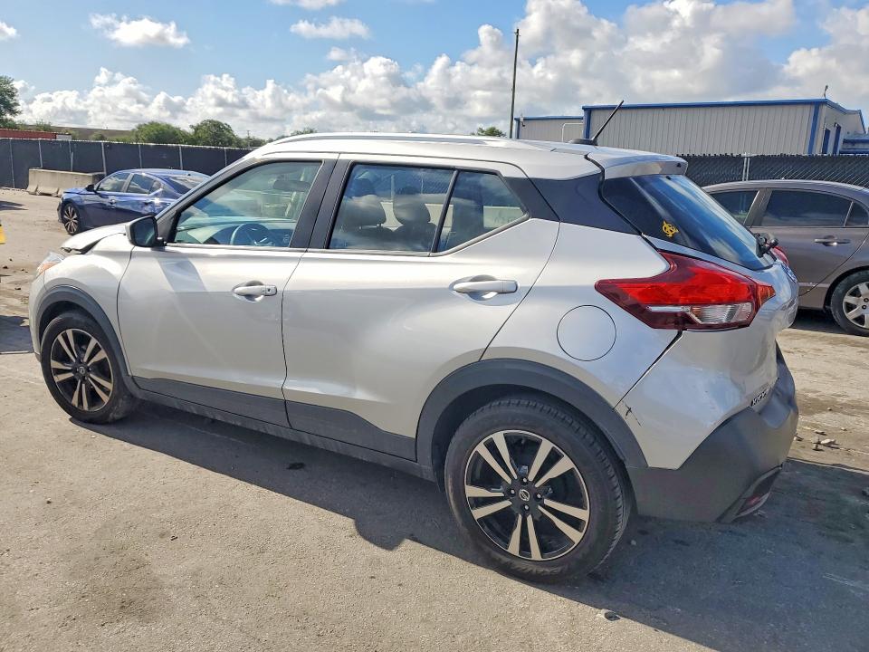 54018036 :رقم المزاد ، 3N1CP5CU3KL536051 vin ، 2019 Nissan Kicks مزاد بيع