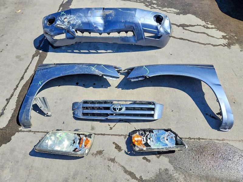 Продажа на аукционе авто 2004 Toyota Highlander, vin: JTEGD21A240085141, номер лота: 51904206