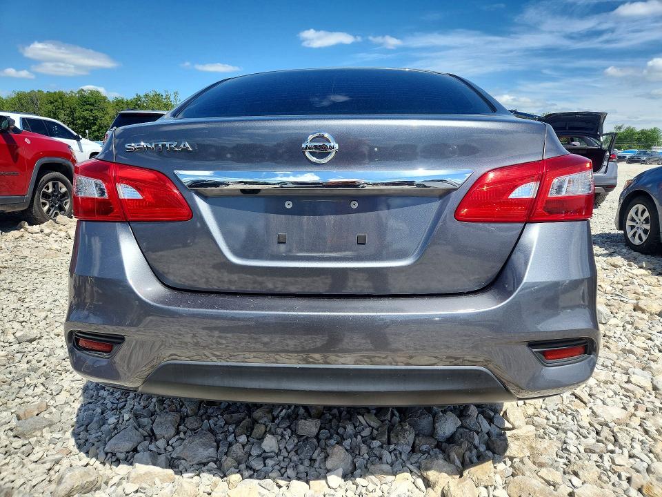 52602836 :رقم المزاد ، 3N1AB7AP5JY290734 vin ، 2018 Nissan Sentra مزاد بيع