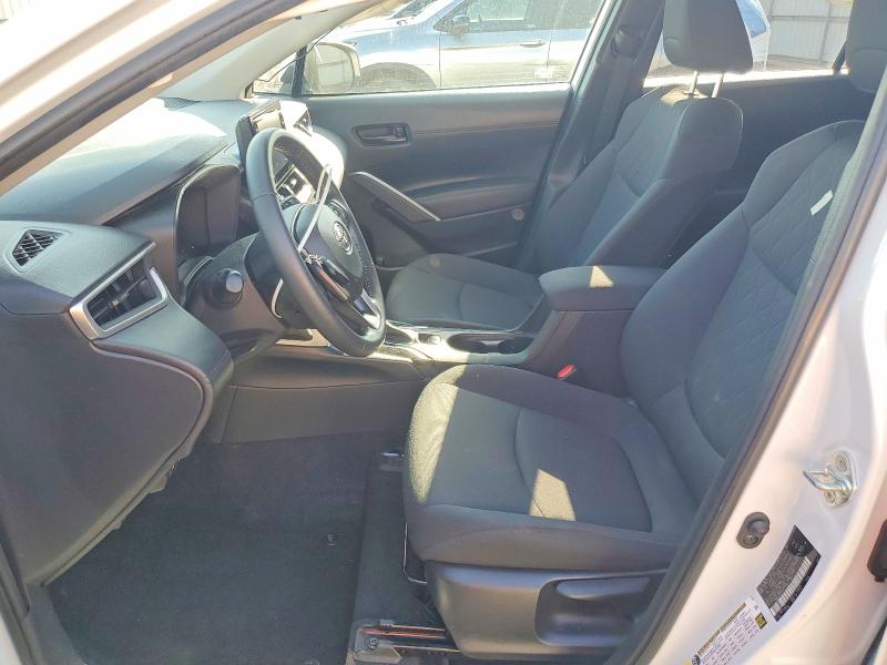 52393806 :رقم المزاد ، 7MUBAABG7NV013280 vin ، 2022 Toyota Corolla Cross مزاد بيع